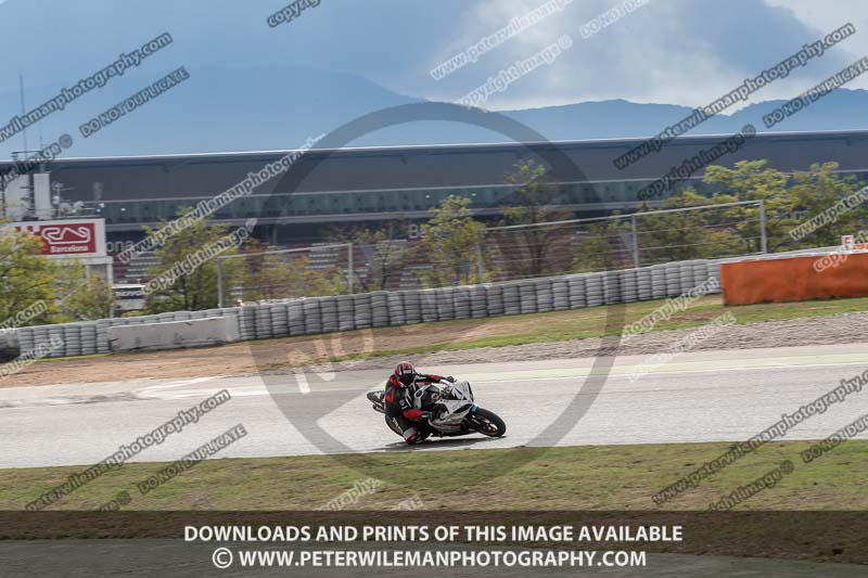 cadwell no limits trackday;cadwell park;cadwell park photographs;cadwell trackday photographs;catalunya barcelona;enduro digital images;event digital images;eventdigitalimages;no limits trackdays;peter wileman photography;racing digital images;trackday digital images;trackday photos