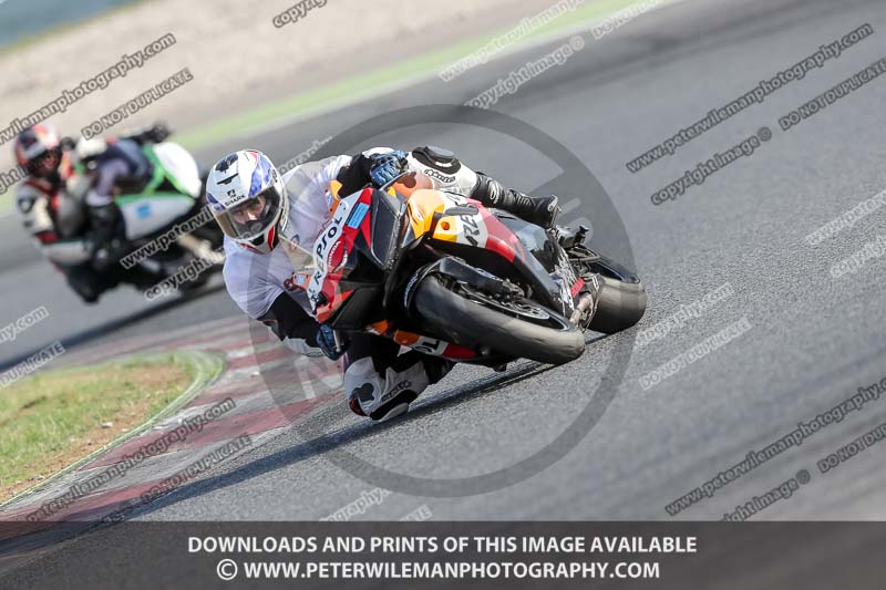 cadwell no limits trackday;cadwell park;cadwell park photographs;cadwell trackday photographs;catalunya barcelona;enduro digital images;event digital images;eventdigitalimages;no limits trackdays;peter wileman photography;racing digital images;trackday digital images;trackday photos