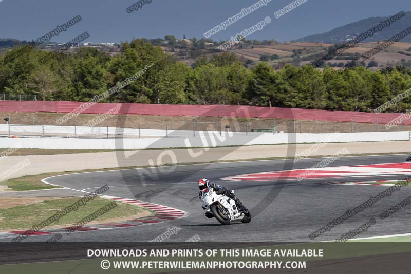 cadwell no limits trackday;cadwell park;cadwell park photographs;cadwell trackday photographs;catalunya barcelona;enduro digital images;event digital images;eventdigitalimages;no limits trackdays;peter wileman photography;racing digital images;trackday digital images;trackday photos