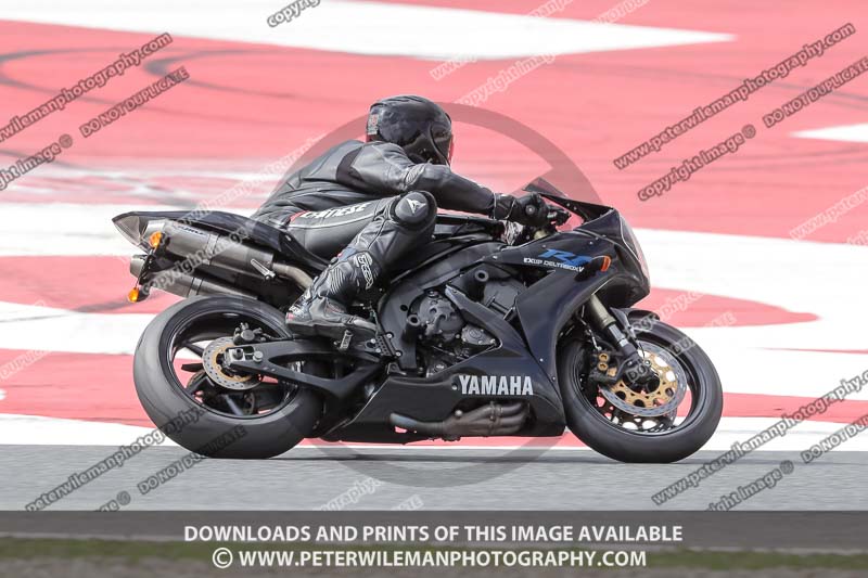 cadwell no limits trackday;cadwell park;cadwell park photographs;cadwell trackday photographs;catalunya barcelona;enduro digital images;event digital images;eventdigitalimages;no limits trackdays;peter wileman photography;racing digital images;trackday digital images;trackday photos