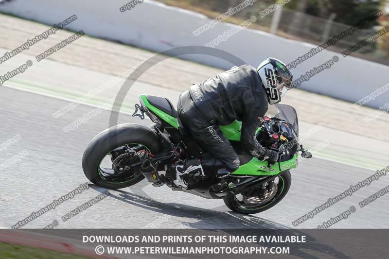 cadwell no limits trackday;cadwell park;cadwell park photographs;cadwell trackday photographs;catalunya barcelona;enduro digital images;event digital images;eventdigitalimages;no limits trackdays;peter wileman photography;racing digital images;trackday digital images;trackday photos