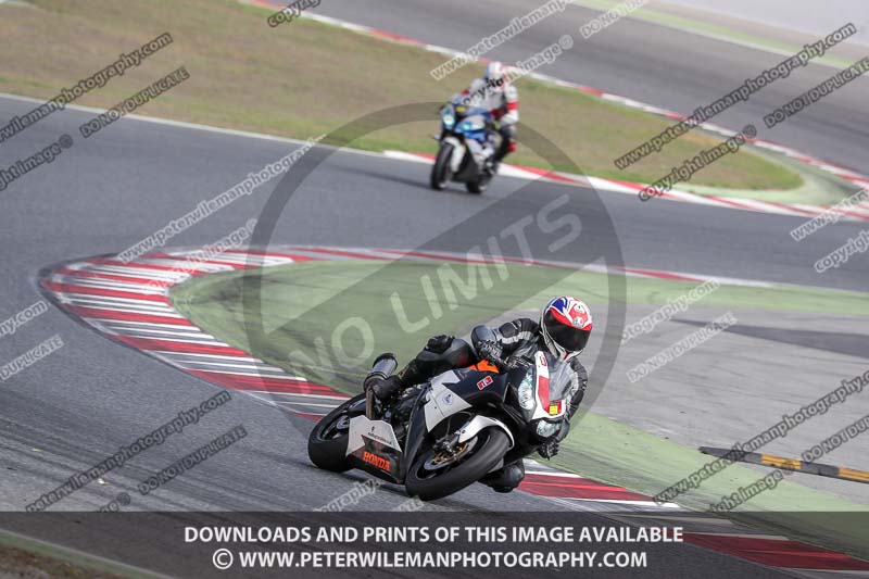 cadwell no limits trackday;cadwell park;cadwell park photographs;cadwell trackday photographs;catalunya barcelona;enduro digital images;event digital images;eventdigitalimages;no limits trackdays;peter wileman photography;racing digital images;trackday digital images;trackday photos