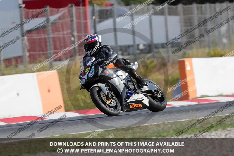 cadwell no limits trackday;cadwell park;cadwell park photographs;cadwell trackday photographs;catalunya barcelona;enduro digital images;event digital images;eventdigitalimages;no limits trackdays;peter wileman photography;racing digital images;trackday digital images;trackday photos