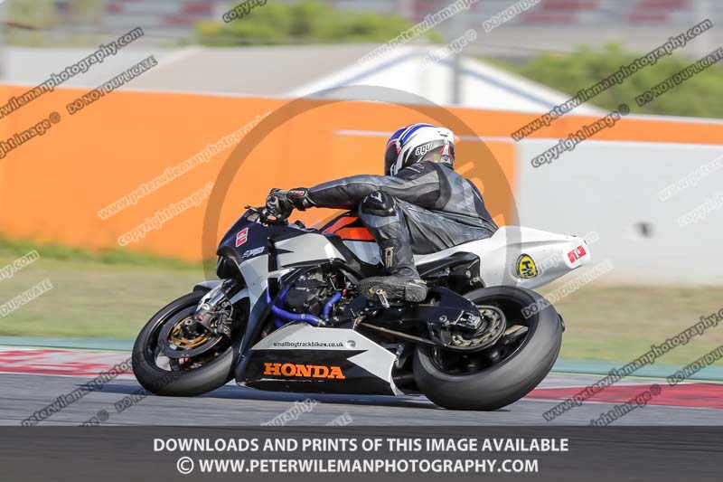 cadwell no limits trackday;cadwell park;cadwell park photographs;cadwell trackday photographs;catalunya barcelona;enduro digital images;event digital images;eventdigitalimages;no limits trackdays;peter wileman photography;racing digital images;trackday digital images;trackday photos