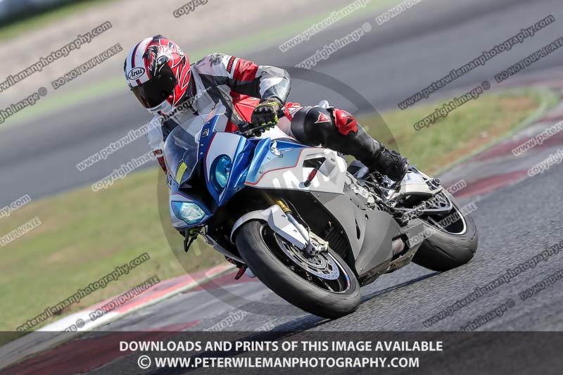 cadwell no limits trackday;cadwell park;cadwell park photographs;cadwell trackday photographs;catalunya barcelona;enduro digital images;event digital images;eventdigitalimages;no limits trackdays;peter wileman photography;racing digital images;trackday digital images;trackday photos