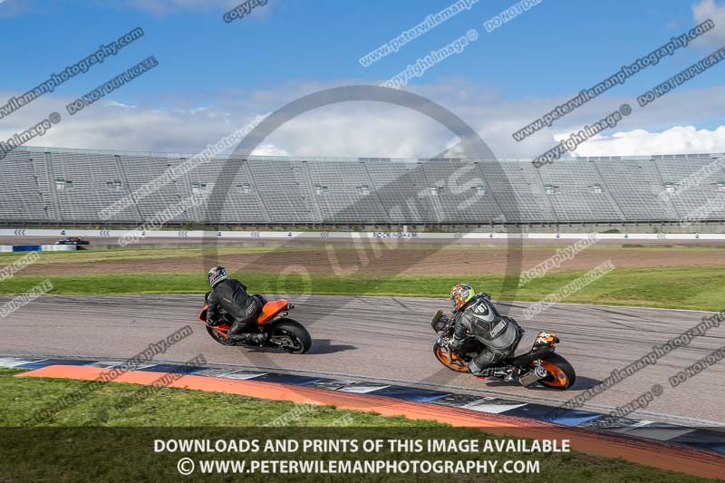 Rockingham no limits trackday;enduro digital images;event digital images;eventdigitalimages;no limits trackdays;peter wileman photography;racing digital images;rockingham raceway northamptonshire;rockingham trackday photographs;trackday digital images;trackday photos