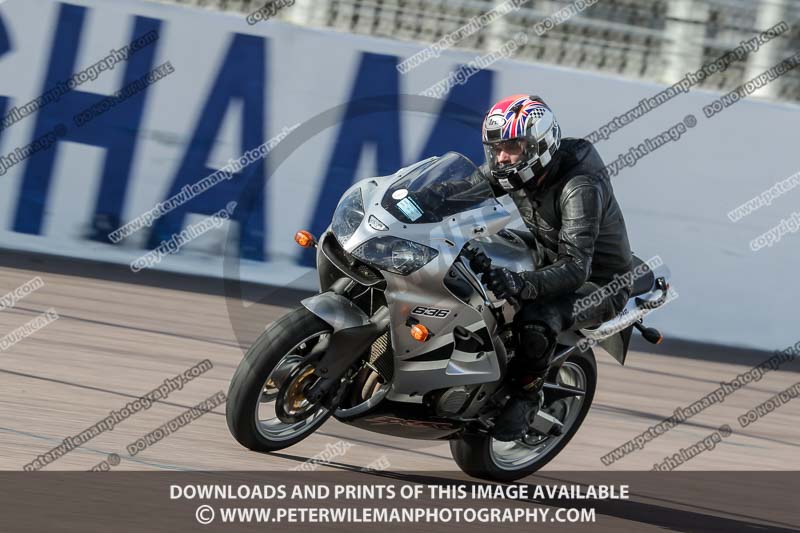 Rockingham no limits trackday;enduro digital images;event digital images;eventdigitalimages;no limits trackdays;peter wileman photography;racing digital images;rockingham raceway northamptonshire;rockingham trackday photographs;trackday digital images;trackday photos