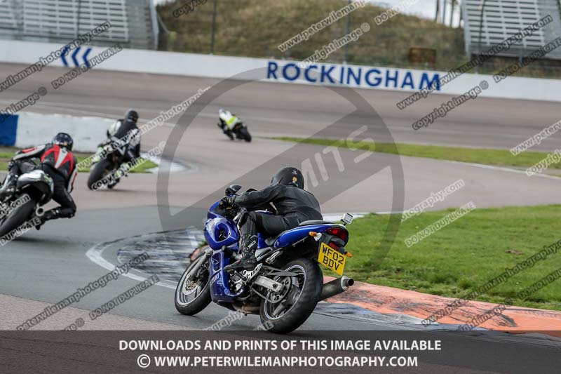 Rockingham no limits trackday;enduro digital images;event digital images;eventdigitalimages;no limits trackdays;peter wileman photography;racing digital images;rockingham raceway northamptonshire;rockingham trackday photographs;trackday digital images;trackday photos