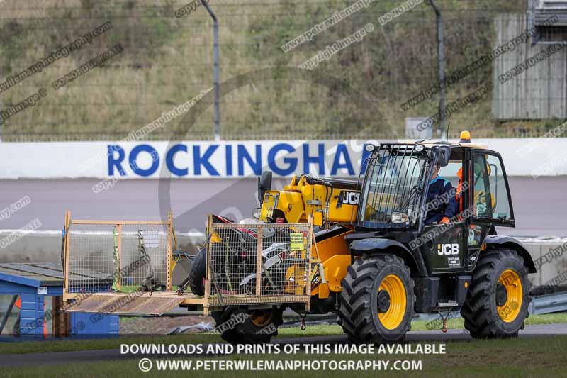 Rockingham no limits trackday;enduro digital images;event digital images;eventdigitalimages;no limits trackdays;peter wileman photography;racing digital images;rockingham raceway northamptonshire;rockingham trackday photographs;trackday digital images;trackday photos