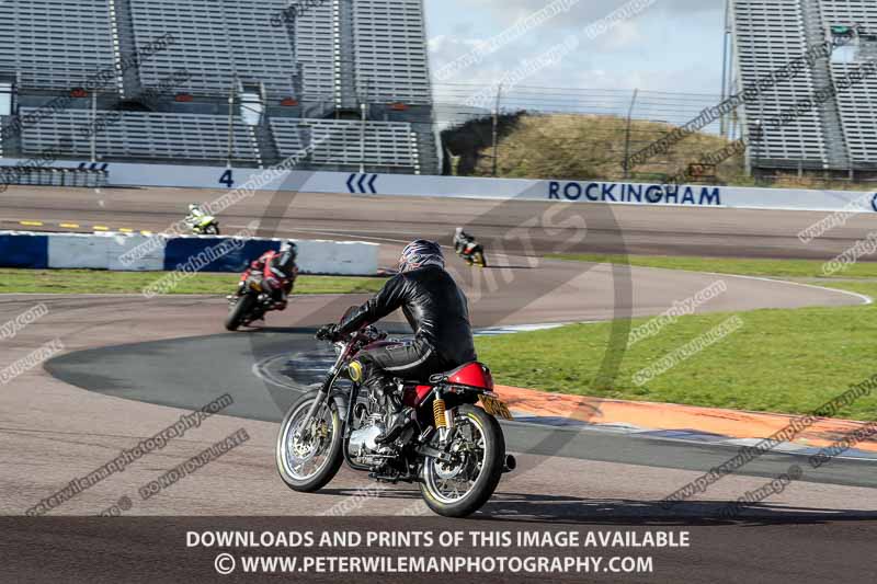 Rockingham no limits trackday;enduro digital images;event digital images;eventdigitalimages;no limits trackdays;peter wileman photography;racing digital images;rockingham raceway northamptonshire;rockingham trackday photographs;trackday digital images;trackday photos