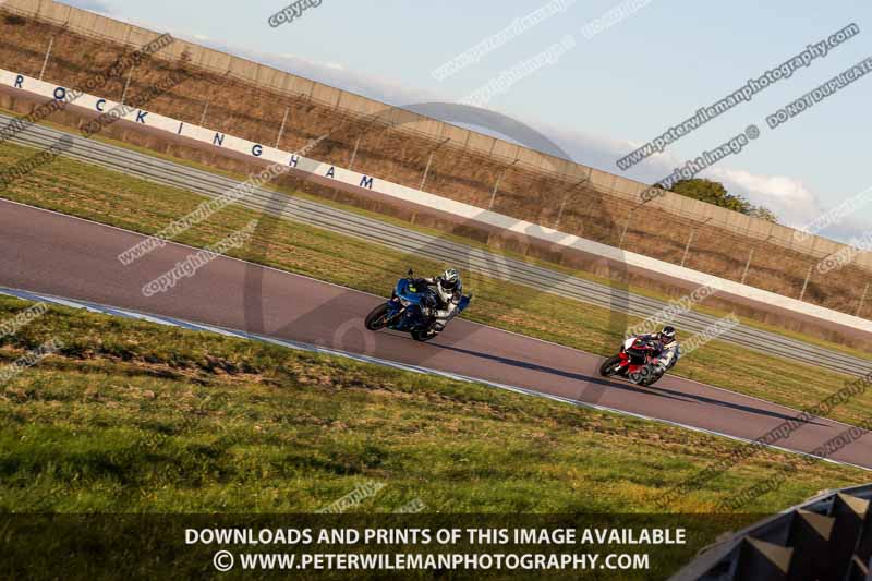 Rockingham no limits trackday;enduro digital images;event digital images;eventdigitalimages;no limits trackdays;peter wileman photography;racing digital images;rockingham raceway northamptonshire;rockingham trackday photographs;trackday digital images;trackday photos