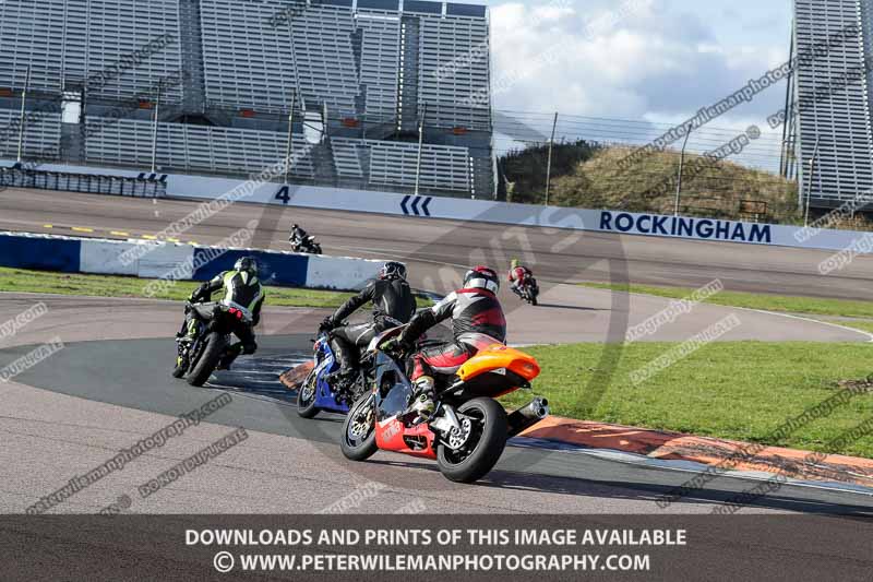 Rockingham no limits trackday;enduro digital images;event digital images;eventdigitalimages;no limits trackdays;peter wileman photography;racing digital images;rockingham raceway northamptonshire;rockingham trackday photographs;trackday digital images;trackday photos