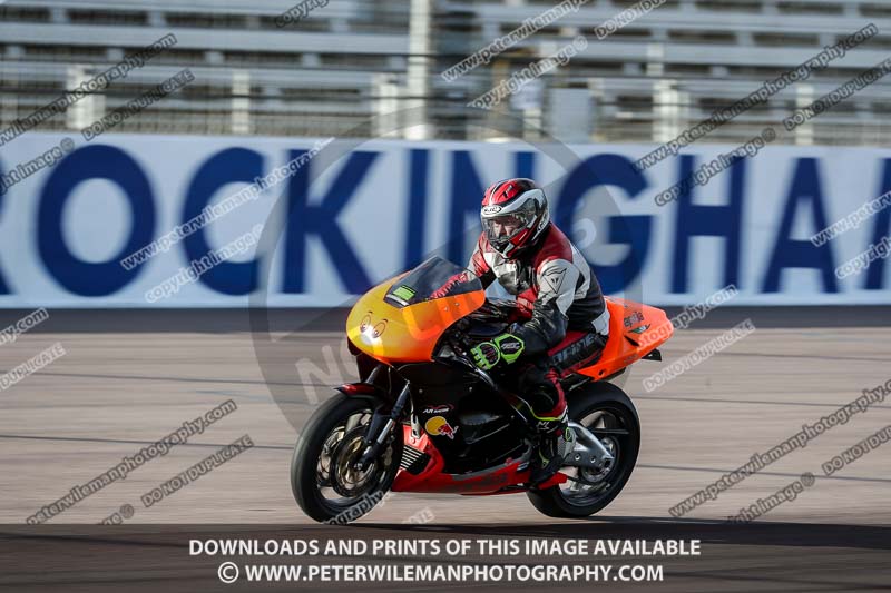 Rockingham no limits trackday;enduro digital images;event digital images;eventdigitalimages;no limits trackdays;peter wileman photography;racing digital images;rockingham raceway northamptonshire;rockingham trackday photographs;trackday digital images;trackday photos