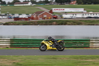 Novice Group Yellow Bikes