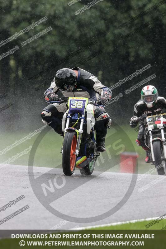 cadwell no limits trackday;cadwell park;cadwell park photographs;cadwell trackday photographs;enduro digital images;event digital images;eventdigitalimages;no limits trackdays;peter wileman photography;racing digital images;trackday digital images;trackday photos