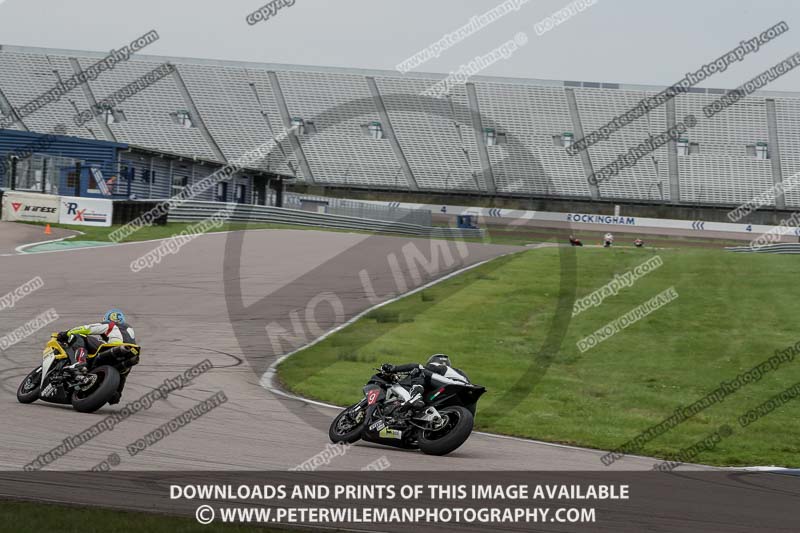 Rockingham no limits trackday;enduro digital images;event digital images;eventdigitalimages;no limits trackdays;peter wileman photography;racing digital images;rockingham raceway northamptonshire;rockingham trackday photographs;trackday digital images;trackday photos