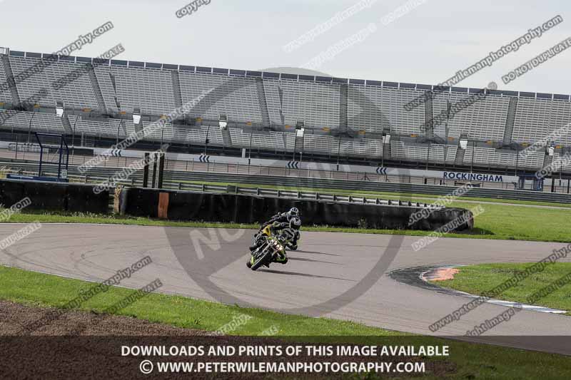 Rockingham no limits trackday;enduro digital images;event digital images;eventdigitalimages;no limits trackdays;peter wileman photography;racing digital images;rockingham raceway northamptonshire;rockingham trackday photographs;trackday digital images;trackday photos