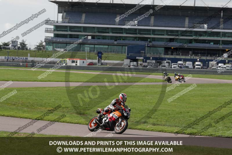 Rockingham no limits trackday;enduro digital images;event digital images;eventdigitalimages;no limits trackdays;peter wileman photography;racing digital images;rockingham raceway northamptonshire;rockingham trackday photographs;trackday digital images;trackday photos