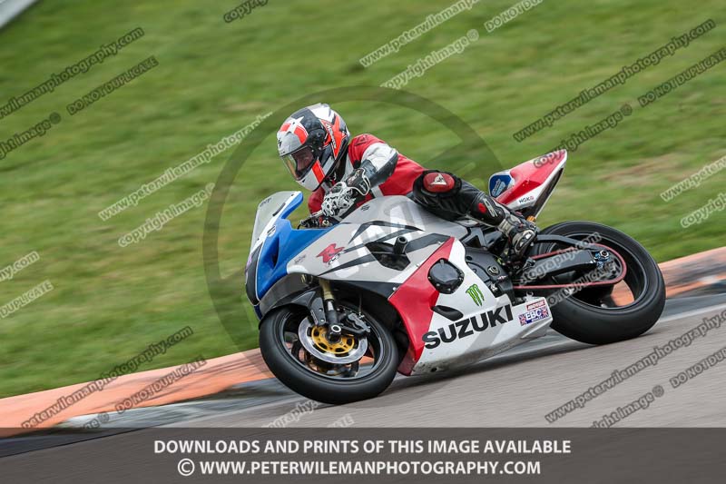 Rockingham no limits trackday;enduro digital images;event digital images;eventdigitalimages;no limits trackdays;peter wileman photography;racing digital images;rockingham raceway northamptonshire;rockingham trackday photographs;trackday digital images;trackday photos