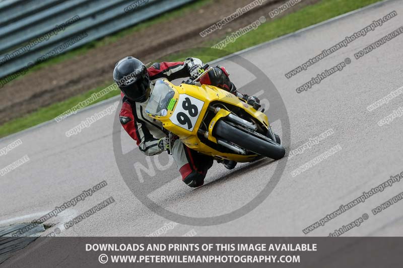 Rockingham no limits trackday;enduro digital images;event digital images;eventdigitalimages;no limits trackdays;peter wileman photography;racing digital images;rockingham raceway northamptonshire;rockingham trackday photographs;trackday digital images;trackday photos