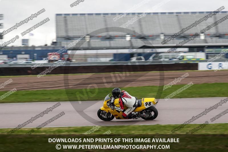 Rockingham no limits trackday;enduro digital images;event digital images;eventdigitalimages;no limits trackdays;peter wileman photography;racing digital images;rockingham raceway northamptonshire;rockingham trackday photographs;trackday digital images;trackday photos