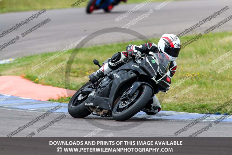 Rockingham no limits trackday;donington no limits trackday;donington park photographs;donington trackday photographs;enduro digital images;event digital images;eventdigitalimages;no limits trackdays;peter wileman photography;racing digital images;rockingham raceway northamptonshire;rockingham trackday photographs;trackday digital images;trackday photos