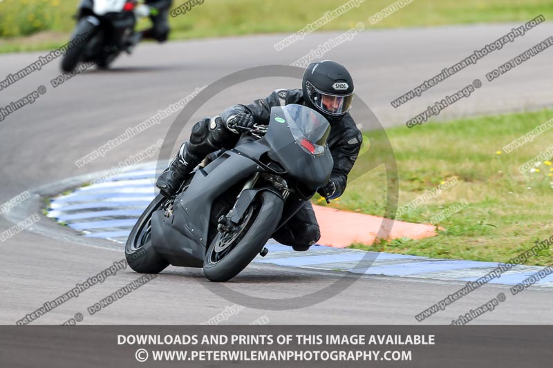 Rockingham no limits trackday;donington no limits trackday;donington park photographs;donington trackday photographs;enduro digital images;event digital images;eventdigitalimages;no limits trackdays;peter wileman photography;racing digital images;rockingham raceway northamptonshire;rockingham trackday photographs;trackday digital images;trackday photos