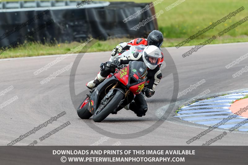 Rockingham no limits trackday;donington no limits trackday;donington park photographs;donington trackday photographs;enduro digital images;event digital images;eventdigitalimages;no limits trackdays;peter wileman photography;racing digital images;rockingham raceway northamptonshire;rockingham trackday photographs;trackday digital images;trackday photos