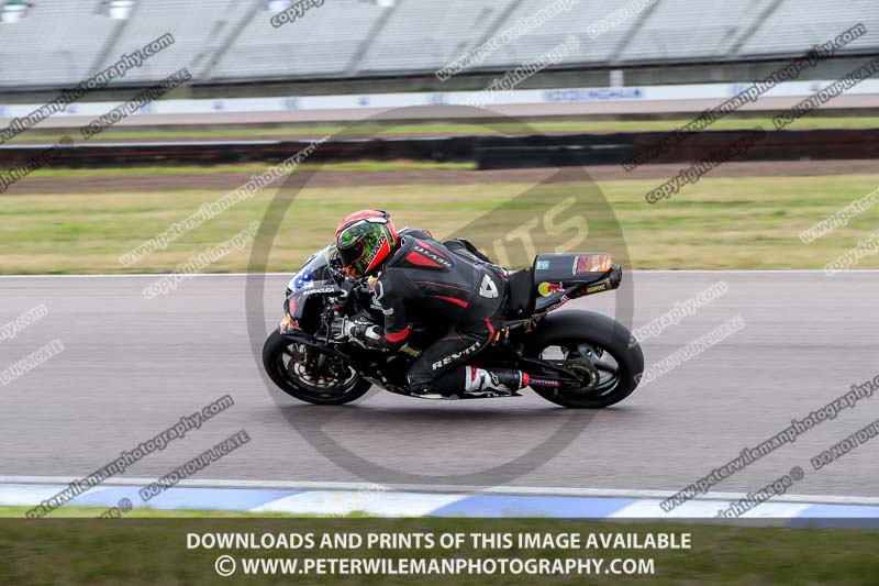 Rockingham no limits trackday;donington no limits trackday;donington park photographs;donington trackday photographs;enduro digital images;event digital images;eventdigitalimages;no limits trackdays;peter wileman photography;racing digital images;rockingham raceway northamptonshire;rockingham trackday photographs;trackday digital images;trackday photos