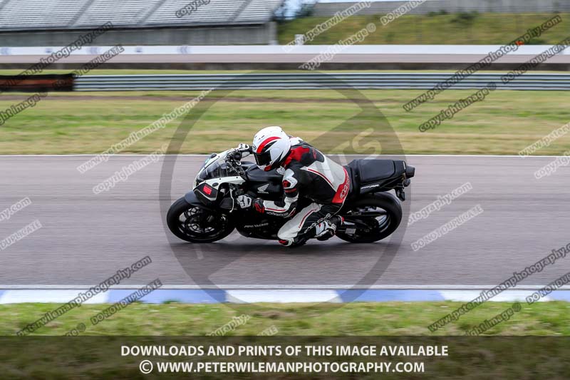 Rockingham no limits trackday;donington no limits trackday;donington park photographs;donington trackday photographs;enduro digital images;event digital images;eventdigitalimages;no limits trackdays;peter wileman photography;racing digital images;rockingham raceway northamptonshire;rockingham trackday photographs;trackday digital images;trackday photos