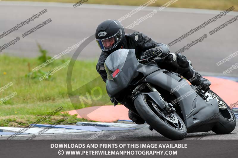 Rockingham no limits trackday;donington no limits trackday;donington park photographs;donington trackday photographs;enduro digital images;event digital images;eventdigitalimages;no limits trackdays;peter wileman photography;racing digital images;rockingham raceway northamptonshire;rockingham trackday photographs;trackday digital images;trackday photos