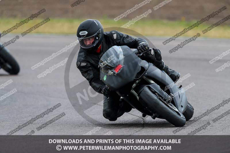 Rockingham no limits trackday;donington no limits trackday;donington park photographs;donington trackday photographs;enduro digital images;event digital images;eventdigitalimages;no limits trackdays;peter wileman photography;racing digital images;rockingham raceway northamptonshire;rockingham trackday photographs;trackday digital images;trackday photos