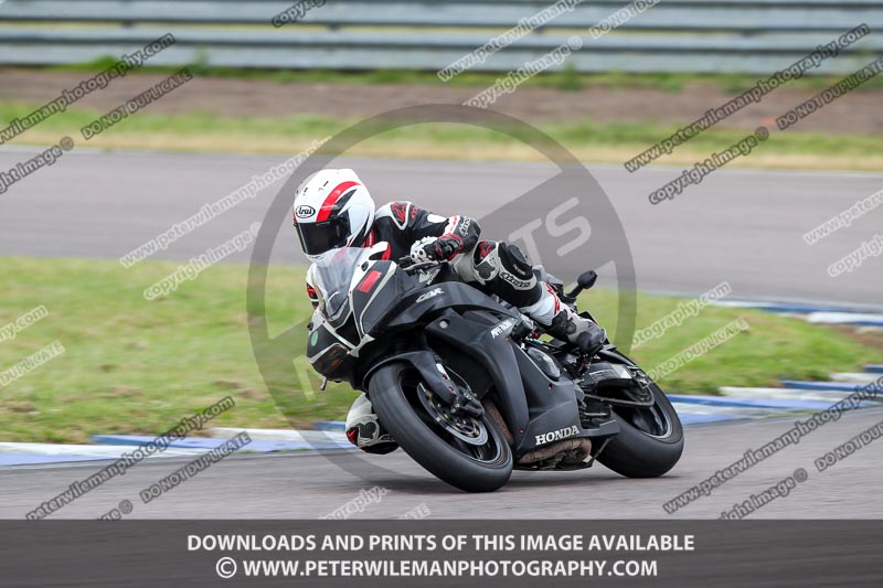 Rockingham no limits trackday;donington no limits trackday;donington park photographs;donington trackday photographs;enduro digital images;event digital images;eventdigitalimages;no limits trackdays;peter wileman photography;racing digital images;rockingham raceway northamptonshire;rockingham trackday photographs;trackday digital images;trackday photos