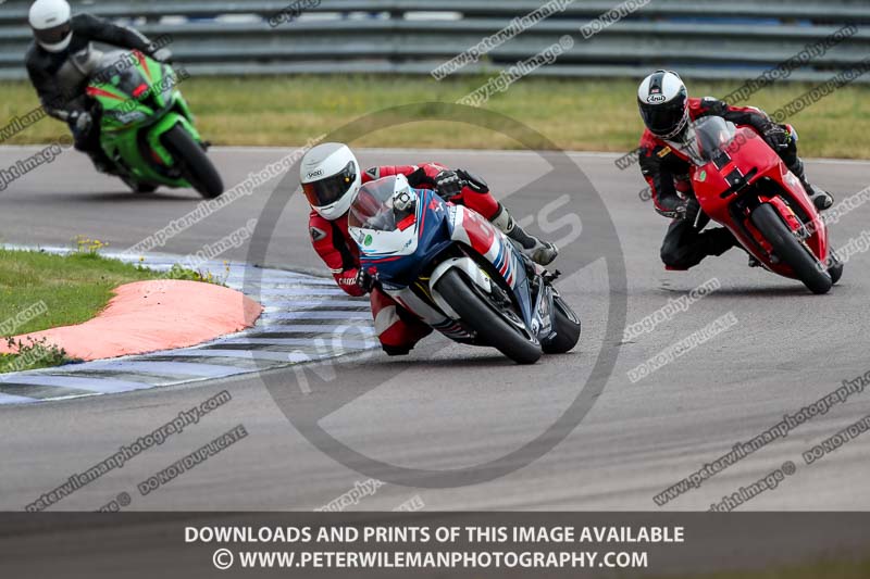 Rockingham no limits trackday;donington no limits trackday;donington park photographs;donington trackday photographs;enduro digital images;event digital images;eventdigitalimages;no limits trackdays;peter wileman photography;racing digital images;rockingham raceway northamptonshire;rockingham trackday photographs;trackday digital images;trackday photos