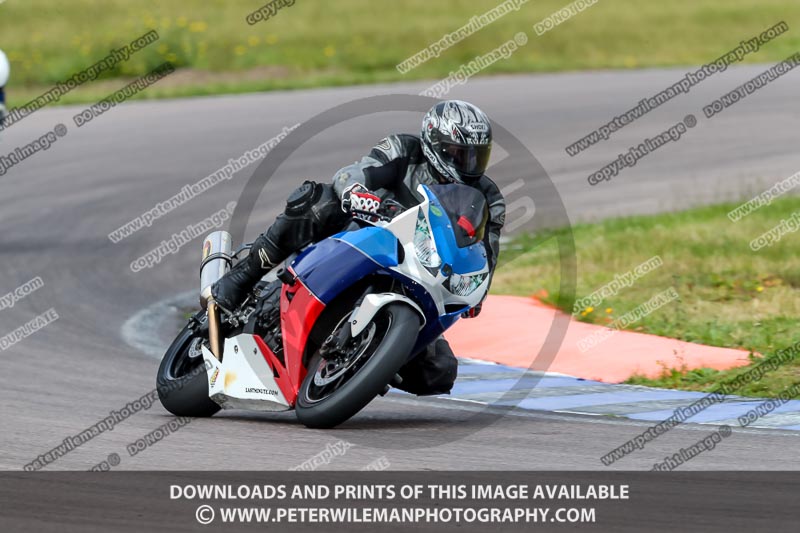 Rockingham no limits trackday;donington no limits trackday;donington park photographs;donington trackday photographs;enduro digital images;event digital images;eventdigitalimages;no limits trackdays;peter wileman photography;racing digital images;rockingham raceway northamptonshire;rockingham trackday photographs;trackday digital images;trackday photos