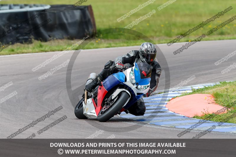 Rockingham no limits trackday;donington no limits trackday;donington park photographs;donington trackday photographs;enduro digital images;event digital images;eventdigitalimages;no limits trackdays;peter wileman photography;racing digital images;rockingham raceway northamptonshire;rockingham trackday photographs;trackday digital images;trackday photos