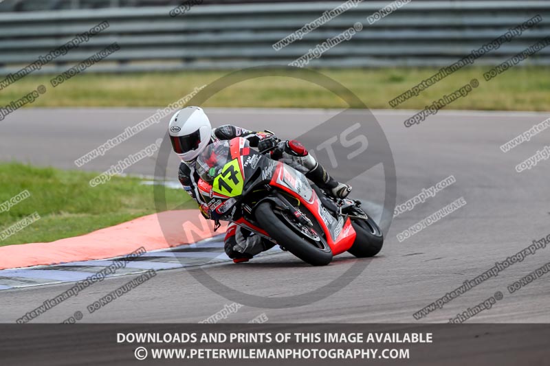 Rockingham no limits trackday;donington no limits trackday;donington park photographs;donington trackday photographs;enduro digital images;event digital images;eventdigitalimages;no limits trackdays;peter wileman photography;racing digital images;rockingham raceway northamptonshire;rockingham trackday photographs;trackday digital images;trackday photos