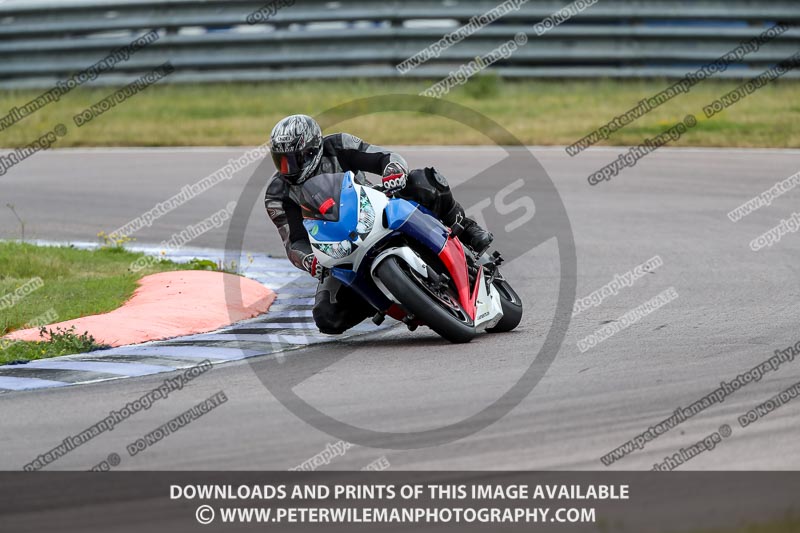 Rockingham no limits trackday;donington no limits trackday;donington park photographs;donington trackday photographs;enduro digital images;event digital images;eventdigitalimages;no limits trackdays;peter wileman photography;racing digital images;rockingham raceway northamptonshire;rockingham trackday photographs;trackday digital images;trackday photos