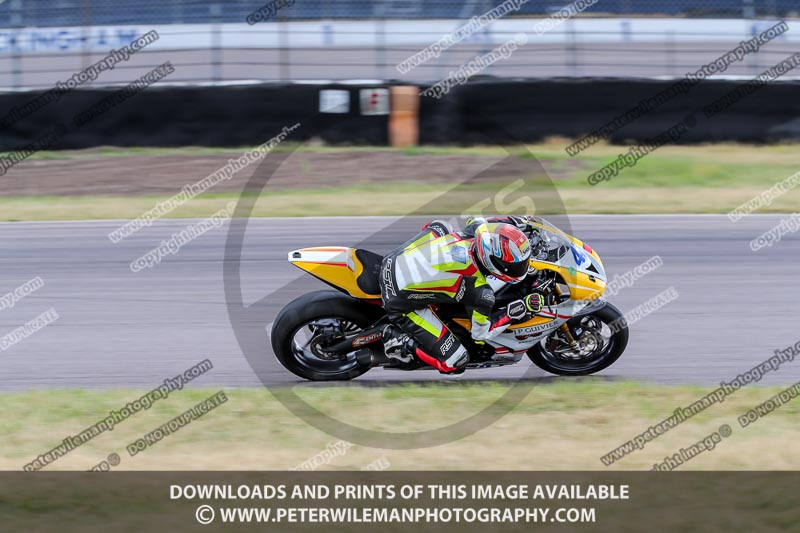 Rockingham no limits trackday;donington no limits trackday;donington park photographs;donington trackday photographs;enduro digital images;event digital images;eventdigitalimages;no limits trackdays;peter wileman photography;racing digital images;rockingham raceway northamptonshire;rockingham trackday photographs;trackday digital images;trackday photos