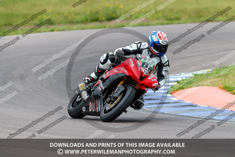 Rockingham no limits trackday;donington no limits trackday;donington park photographs;donington trackday photographs;enduro digital images;event digital images;eventdigitalimages;no limits trackdays;peter wileman photography;racing digital images;rockingham raceway northamptonshire;rockingham trackday photographs;trackday digital images;trackday photos