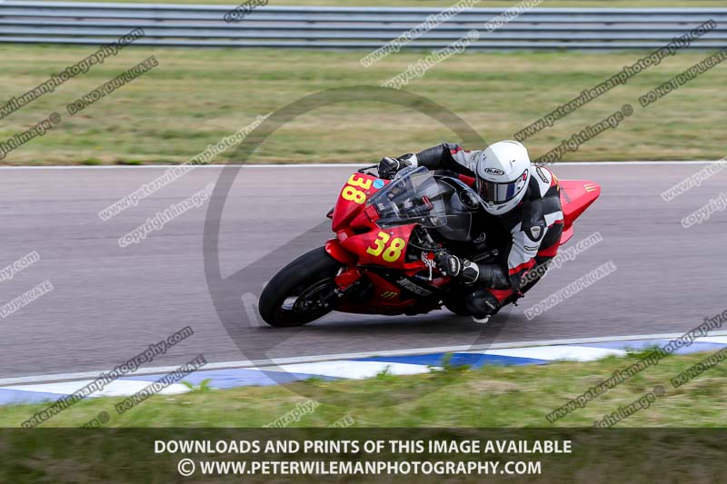 Rockingham no limits trackday;donington no limits trackday;donington park photographs;donington trackday photographs;enduro digital images;event digital images;eventdigitalimages;no limits trackdays;peter wileman photography;racing digital images;rockingham raceway northamptonshire;rockingham trackday photographs;trackday digital images;trackday photos