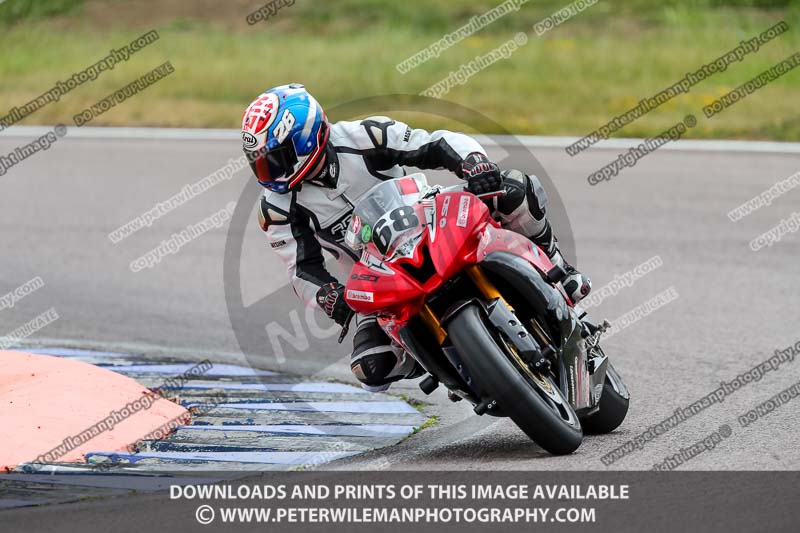 Rockingham no limits trackday;donington no limits trackday;donington park photographs;donington trackday photographs;enduro digital images;event digital images;eventdigitalimages;no limits trackdays;peter wileman photography;racing digital images;rockingham raceway northamptonshire;rockingham trackday photographs;trackday digital images;trackday photos