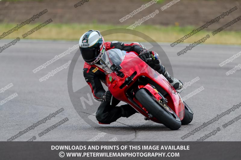 Rockingham no limits trackday;donington no limits trackday;donington park photographs;donington trackday photographs;enduro digital images;event digital images;eventdigitalimages;no limits trackdays;peter wileman photography;racing digital images;rockingham raceway northamptonshire;rockingham trackday photographs;trackday digital images;trackday photos