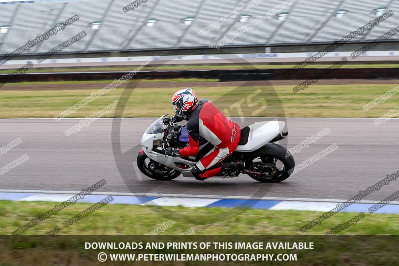 Rockingham no limits trackday;donington no limits trackday;donington park photographs;donington trackday photographs;enduro digital images;event digital images;eventdigitalimages;no limits trackdays;peter wileman photography;racing digital images;rockingham raceway northamptonshire;rockingham trackday photographs;trackday digital images;trackday photos