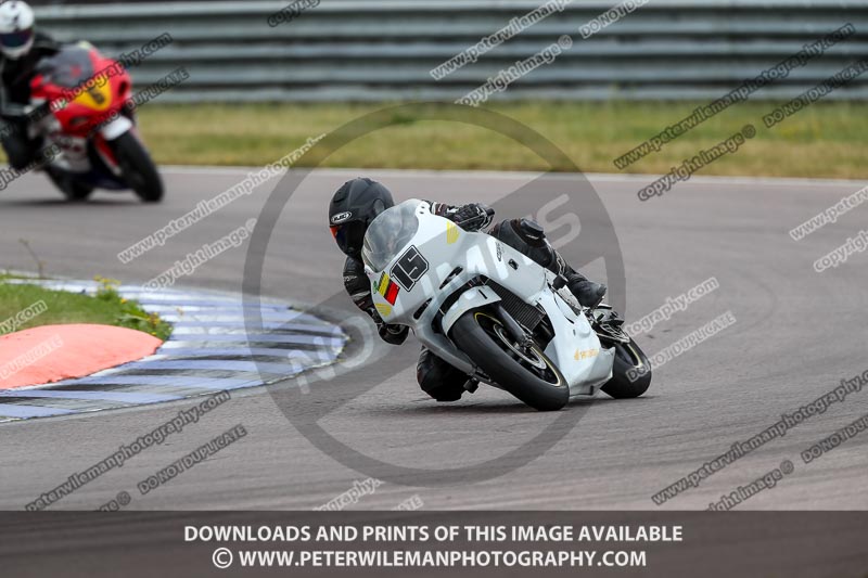 Rockingham no limits trackday;donington no limits trackday;donington park photographs;donington trackday photographs;enduro digital images;event digital images;eventdigitalimages;no limits trackdays;peter wileman photography;racing digital images;rockingham raceway northamptonshire;rockingham trackday photographs;trackday digital images;trackday photos