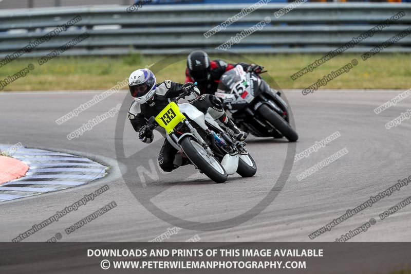 Rockingham no limits trackday;donington no limits trackday;donington park photographs;donington trackday photographs;enduro digital images;event digital images;eventdigitalimages;no limits trackdays;peter wileman photography;racing digital images;rockingham raceway northamptonshire;rockingham trackday photographs;trackday digital images;trackday photos