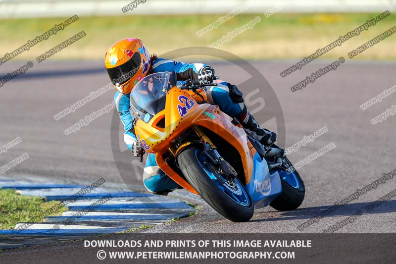 Rockingham no limits trackday;enduro digital images;event digital images;eventdigitalimages;no limits trackdays;peter wileman photography;racing digital images;rockingham raceway northamptonshire;rockingham trackday photographs;trackday digital images;trackday photos