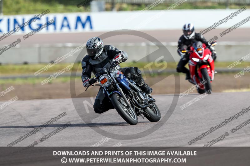 Rockingham no limits trackday;enduro digital images;event digital images;eventdigitalimages;no limits trackdays;peter wileman photography;racing digital images;rockingham raceway northamptonshire;rockingham trackday photographs;trackday digital images;trackday photos