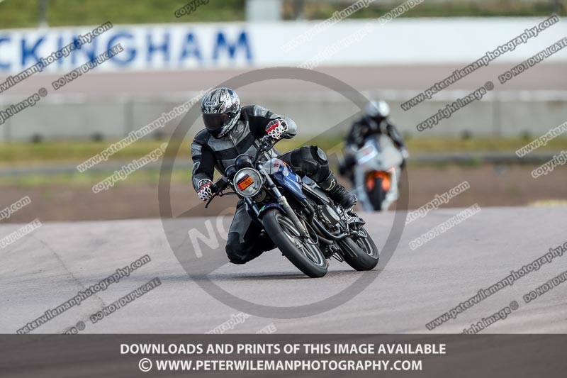 Rockingham no limits trackday;enduro digital images;event digital images;eventdigitalimages;no limits trackdays;peter wileman photography;racing digital images;rockingham raceway northamptonshire;rockingham trackday photographs;trackday digital images;trackday photos