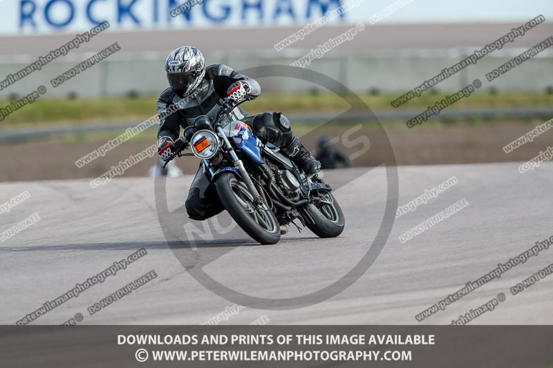 Rockingham no limits trackday;enduro digital images;event digital images;eventdigitalimages;no limits trackdays;peter wileman photography;racing digital images;rockingham raceway northamptonshire;rockingham trackday photographs;trackday digital images;trackday photos